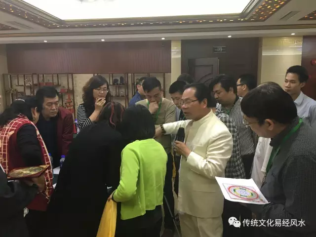 风水第一的汇丰银行：中银大厦如一把三面刀刃钢刀